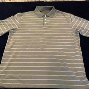 Walter Hagen men’s golf shirt